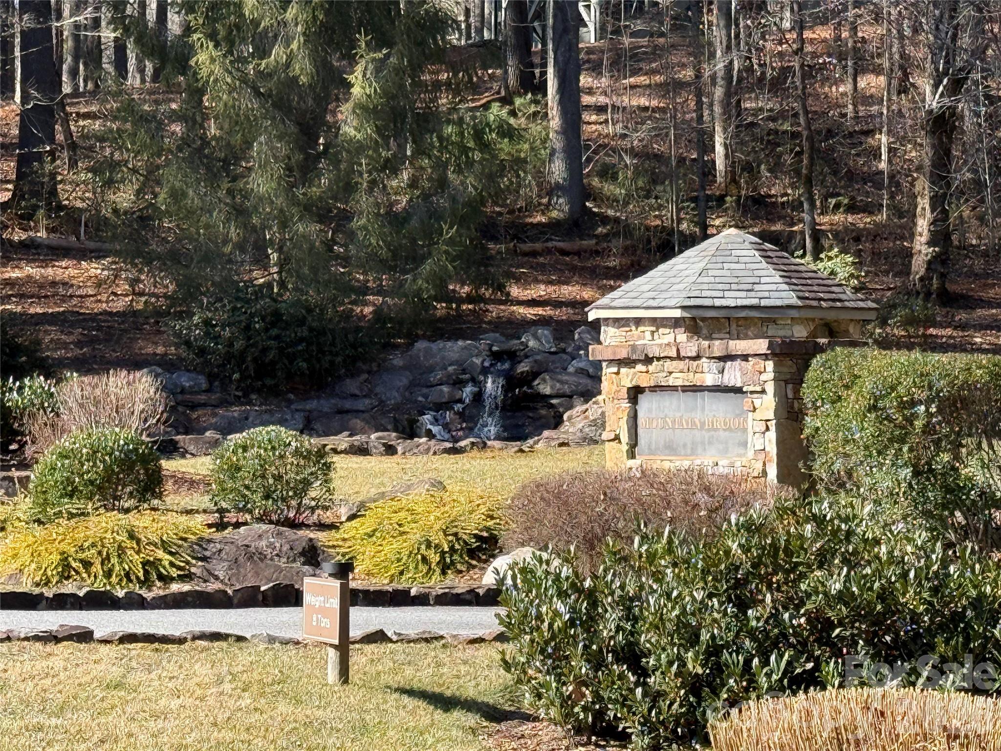 33 High Point Trail Brevard NC 28712