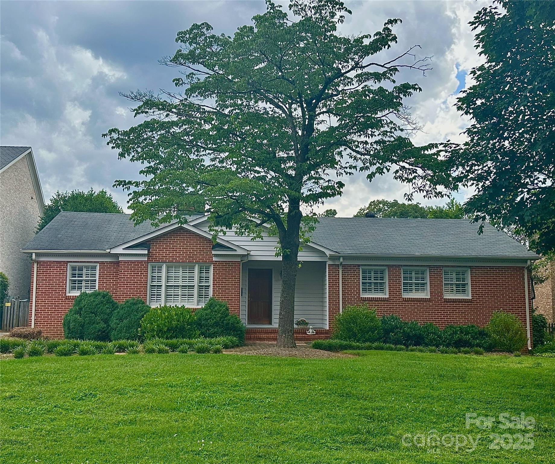 1786 Sterling Road Charlotte NC 28209