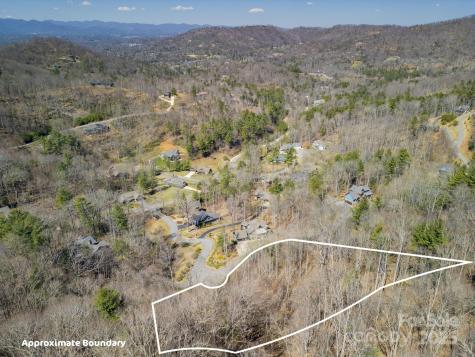 17 Franklin Trace Drive Asheville NC 28804