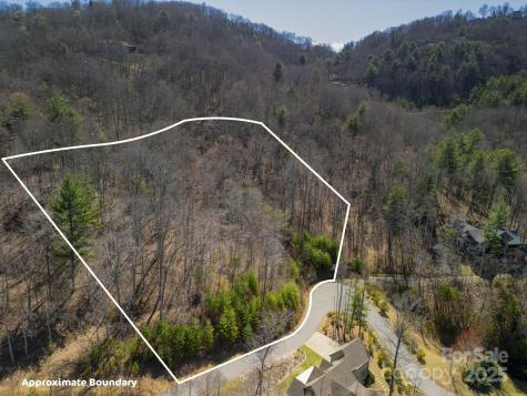 17 Franklin Trace Drive Asheville NC 28804