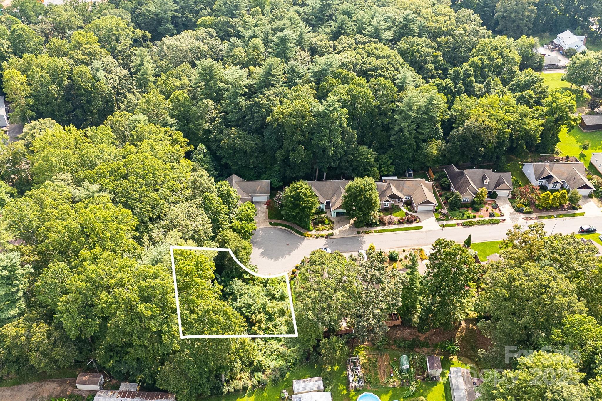 14 Catalina Court Asheville NC 28806