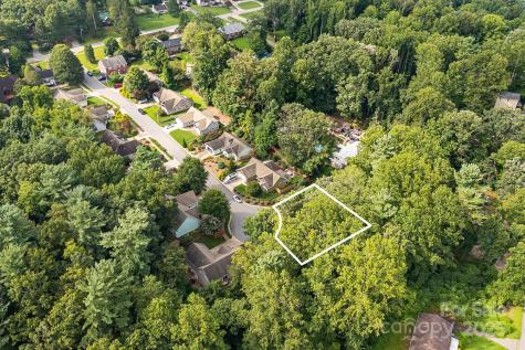 14 Catalina Court Asheville NC 28806