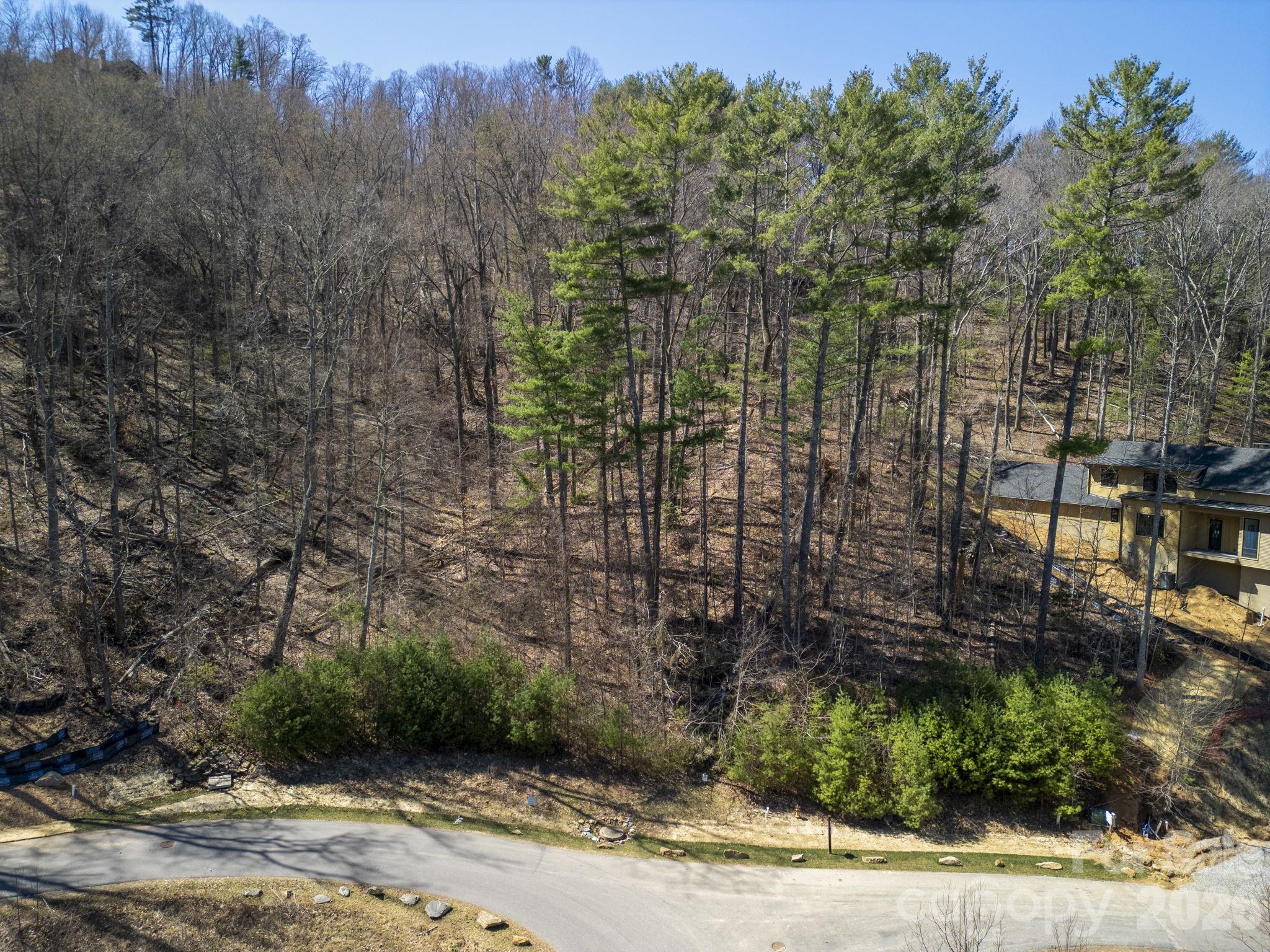 48 Longspur Lane Asheville NC 28804