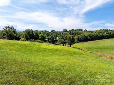 202 Soapstone Trail Mills River NC 28759