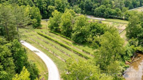 4420 Walnut Ridge Drive Lenoir NC 28645