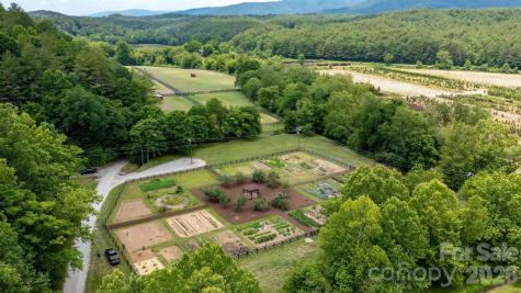 4420 Walnut Ridge Drive Lenoir NC 28645