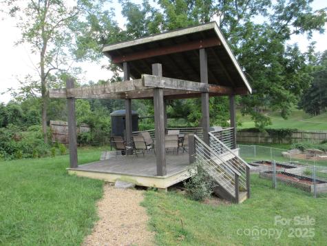 3 N Belgium Lane Asheville NC 28806