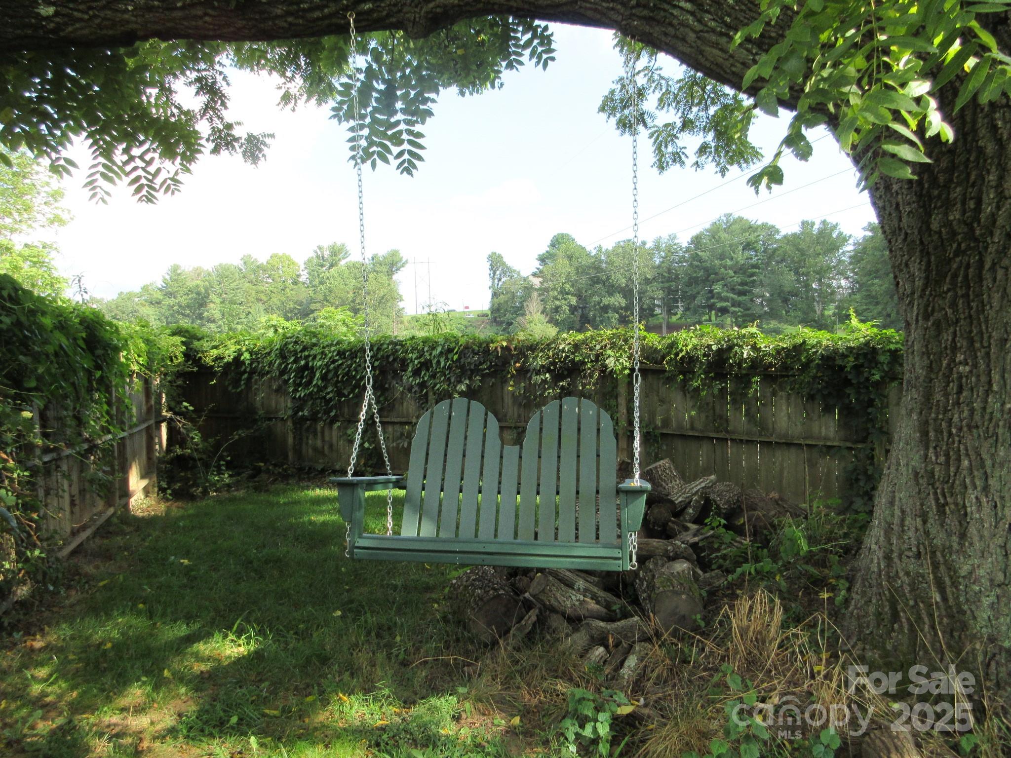 3 N Belgium Lane Asheville NC 28806