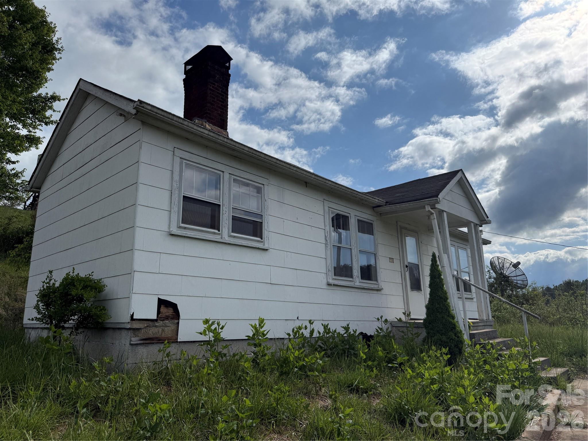 176 Laurel Branch Cemetery Road Weaverville NC 28753