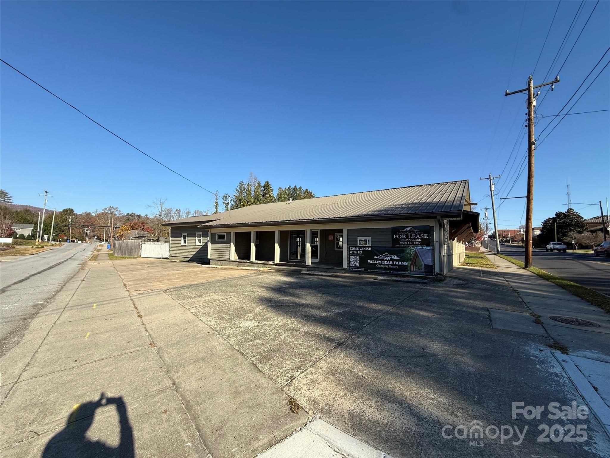 280 S Broad Street Brevard NC 28712