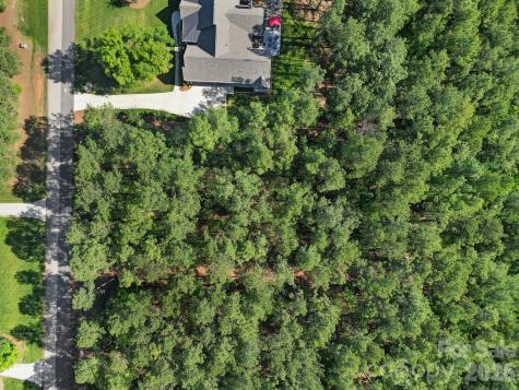 4079 Persimmon Road Lancaster SC 29720