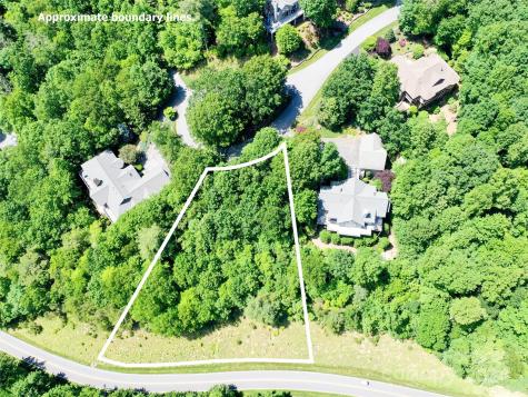 211 Bent Pine Trace Hendersonville NC 28739