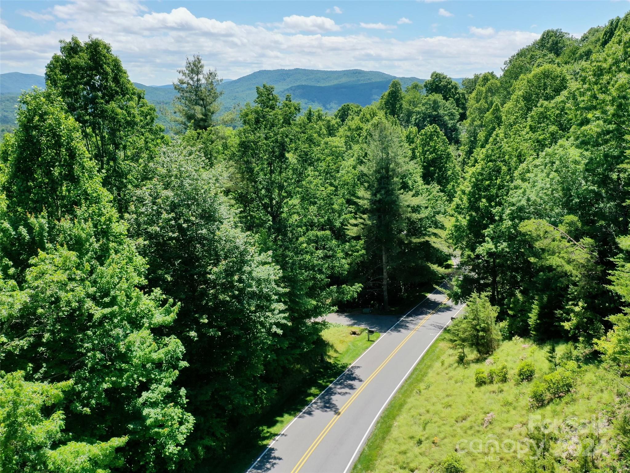 211 Bent Pine Trace Hendersonville NC 28739
