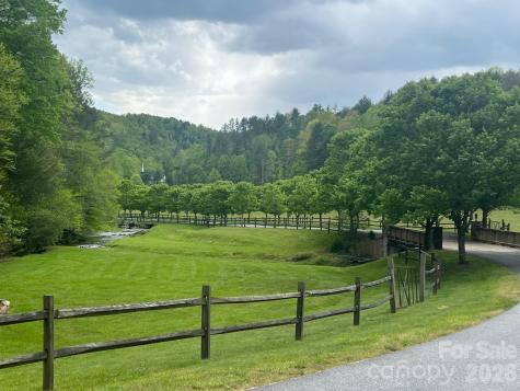531 Roca Vista Drive Lenoir NC 28645