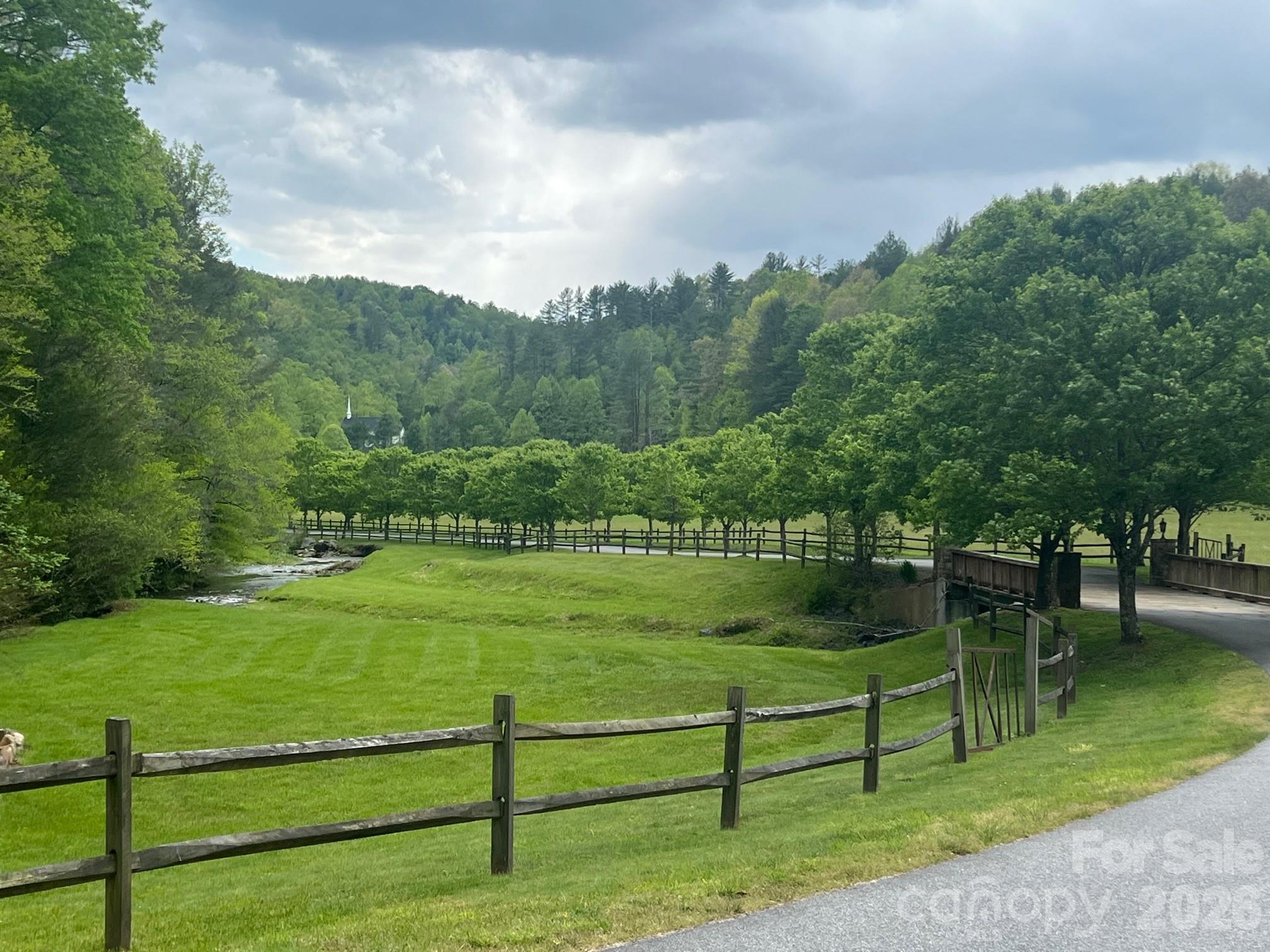 531 Roca Vista Drive Lenoir NC 28645