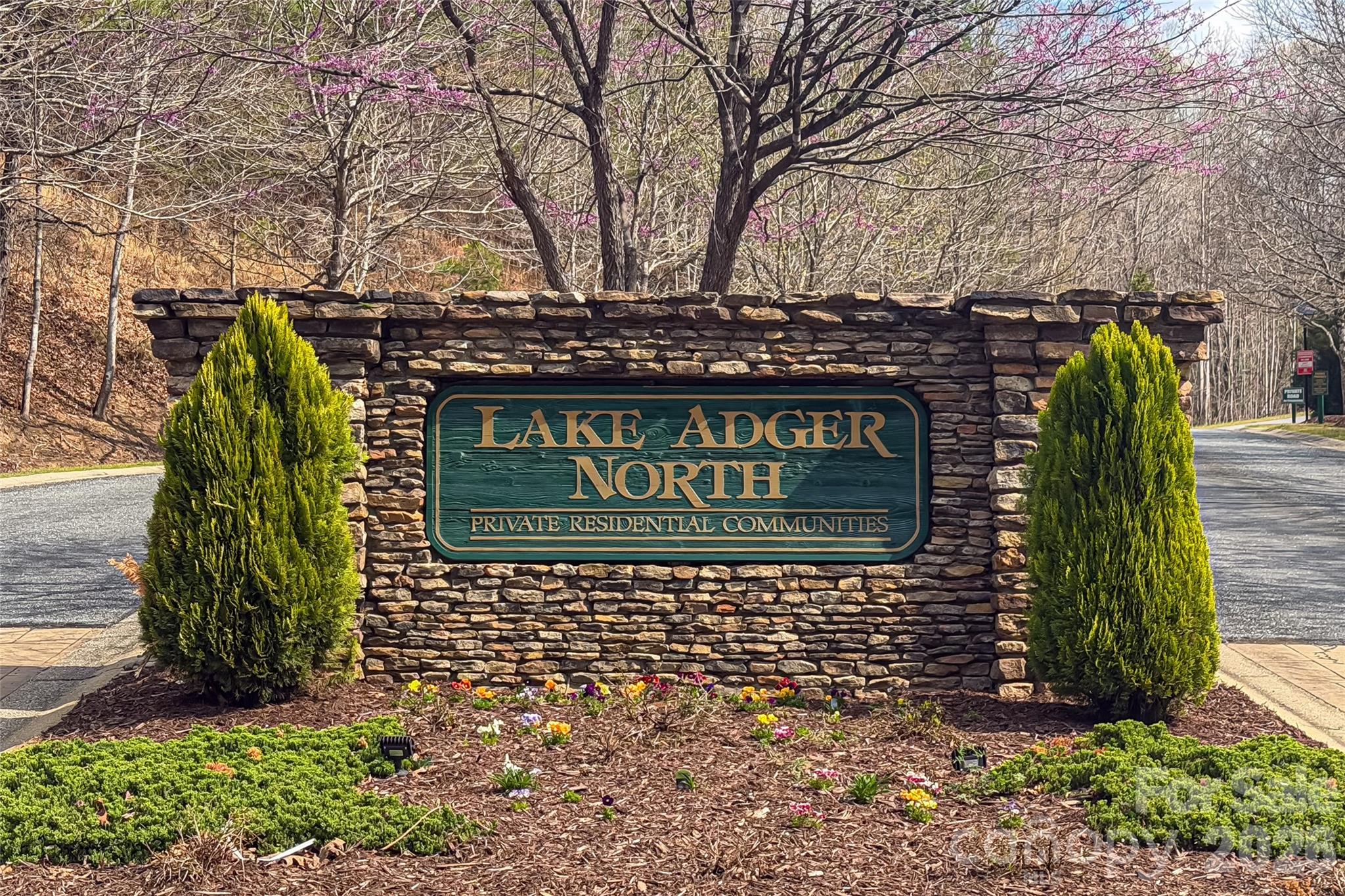 117 N Boundary Road Mill Spring NC 28756