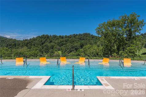 1345 Country Club Drive Canton NC 28716