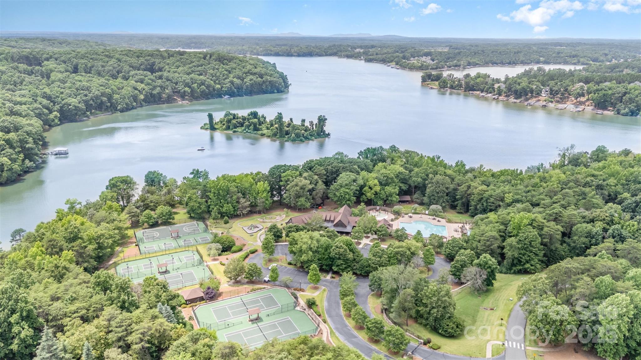 14229 Roe Buck Meadow Lane Charlotte NC 28278