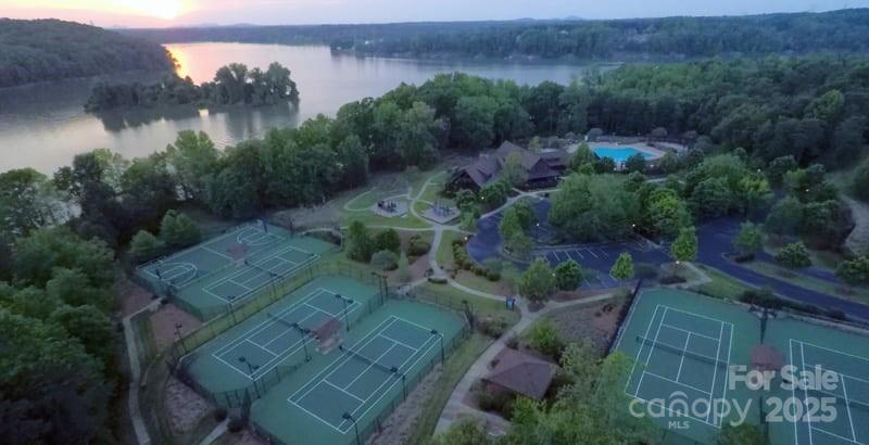 14229 Roe Buck Meadow Lane Charlotte NC 28278