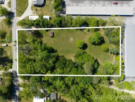 122 Glover Street Hendersonville NC 28792