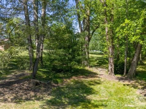 122 Glover Street Hendersonville NC 28792