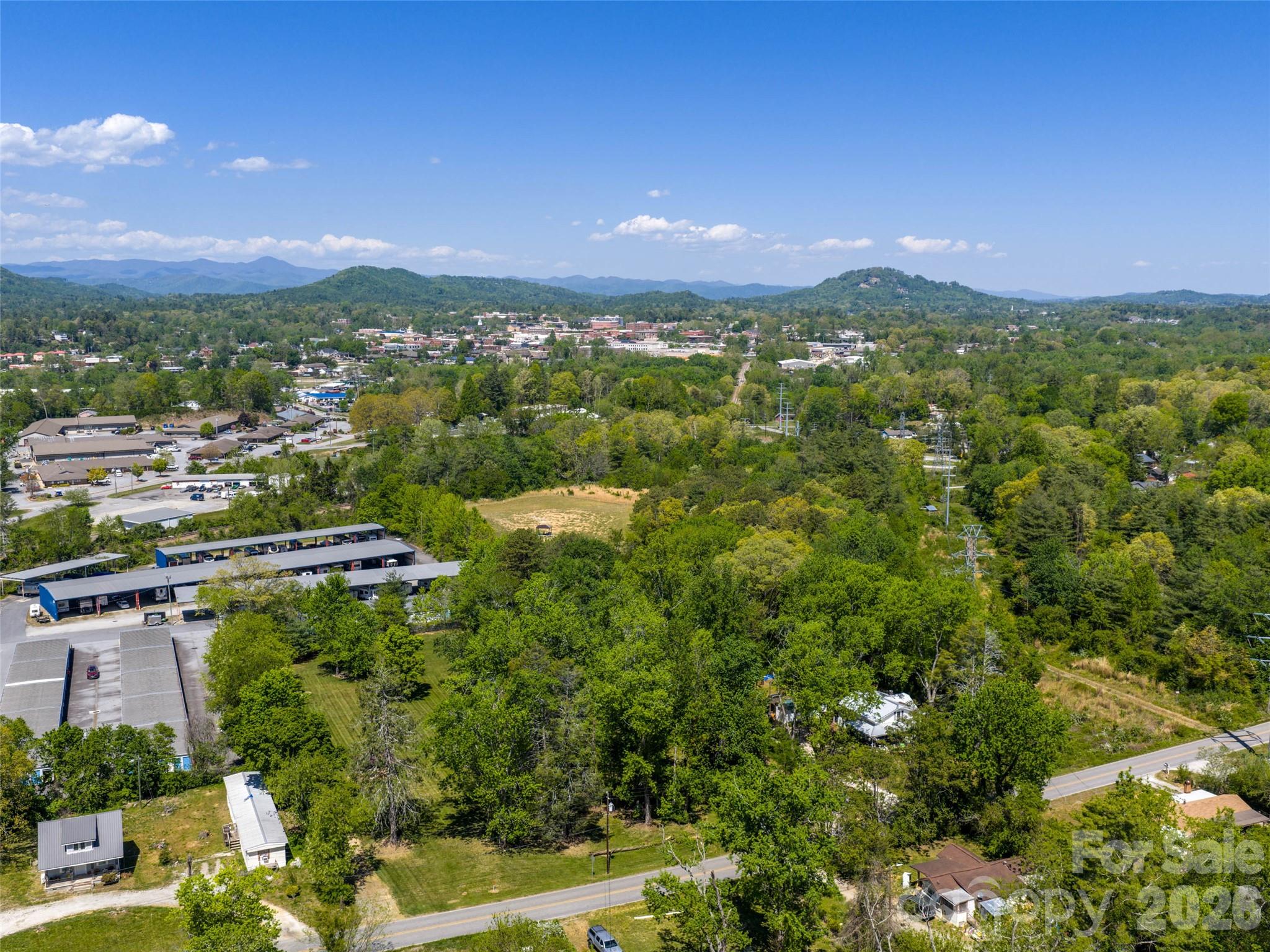 122 Glover Street Hendersonville NC 28792