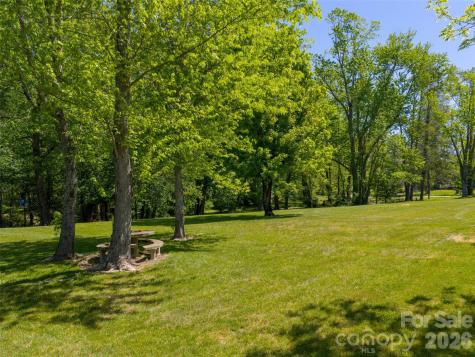 122 Glover Street Hendersonville NC 28792