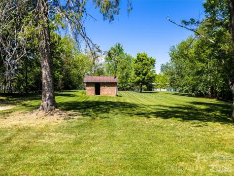 122 Glover Street Hendersonville NC 28792