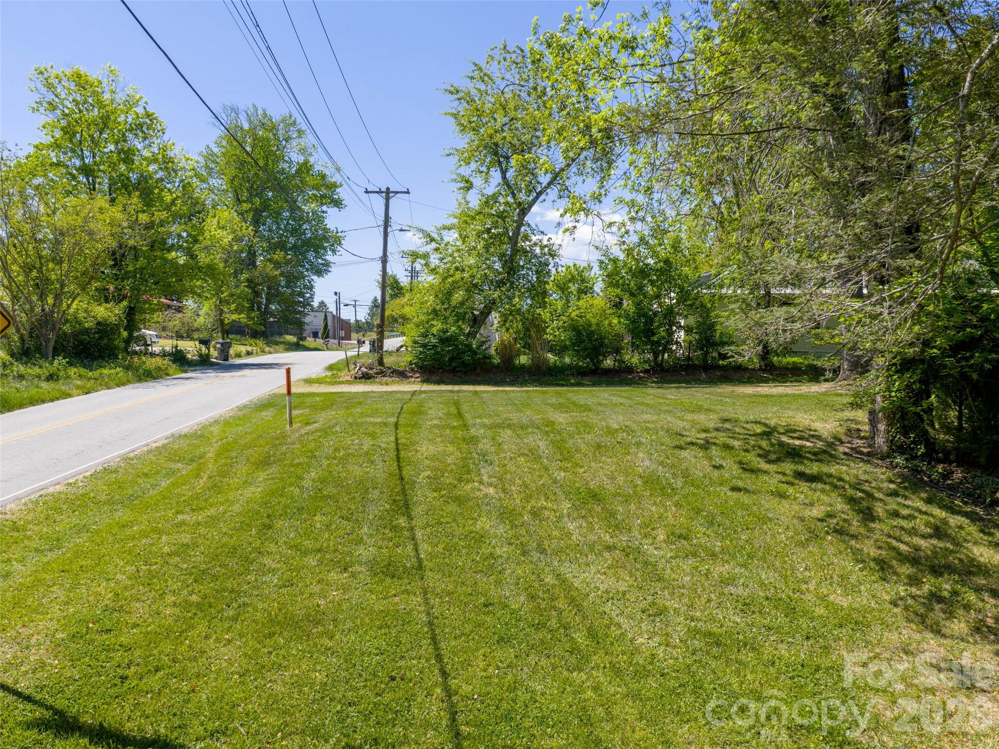 122 Glover Street Hendersonville NC 28792