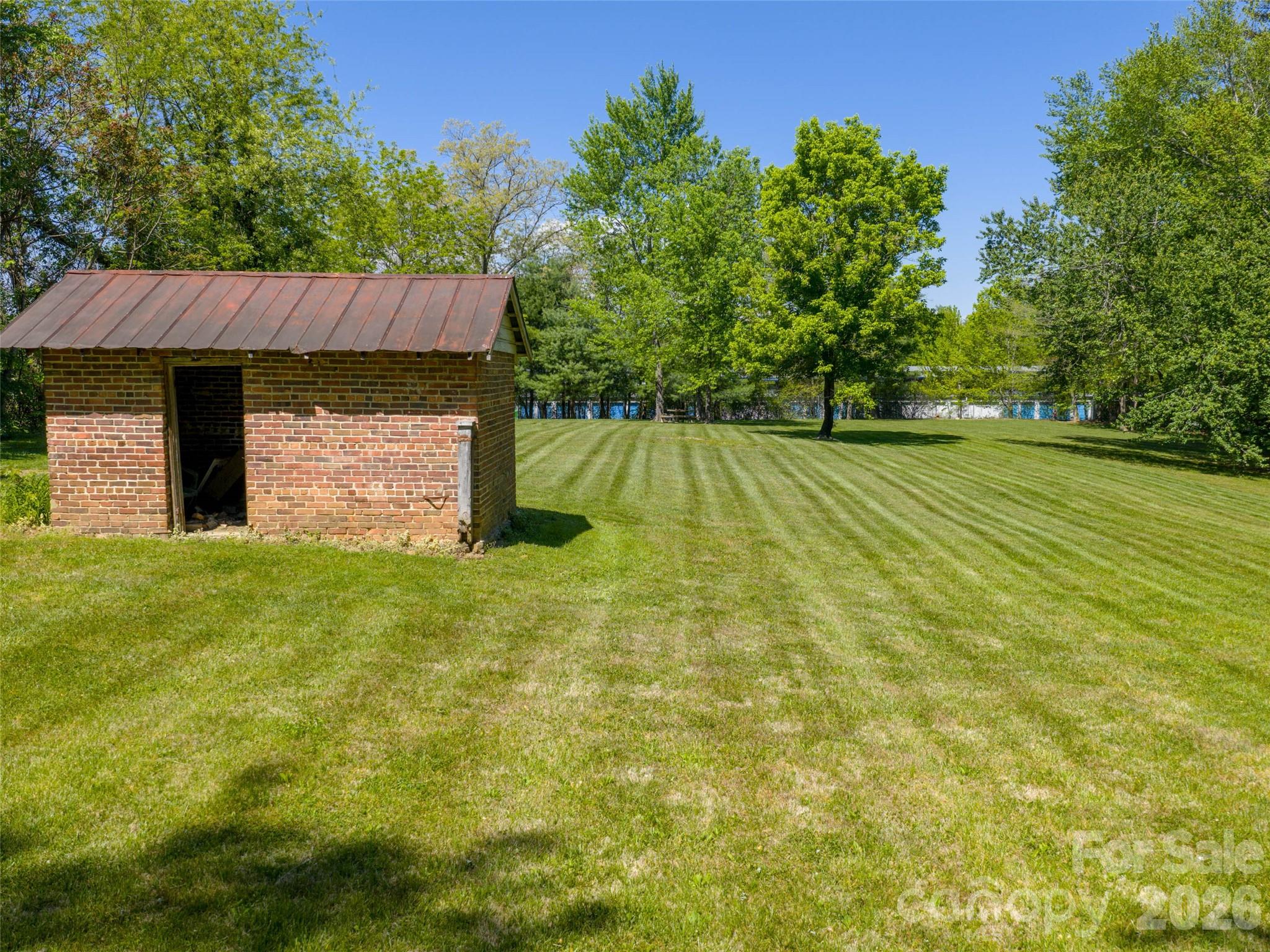 122 Glover Street Hendersonville NC 28792