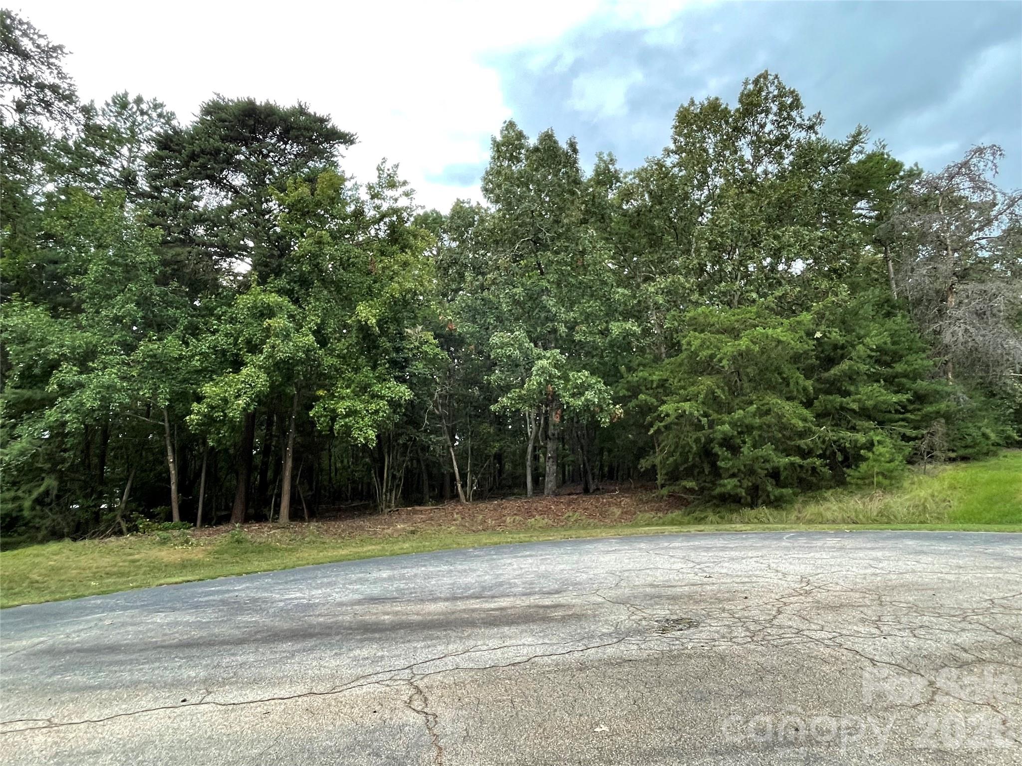 135 Deep Water Court New London NC 28127