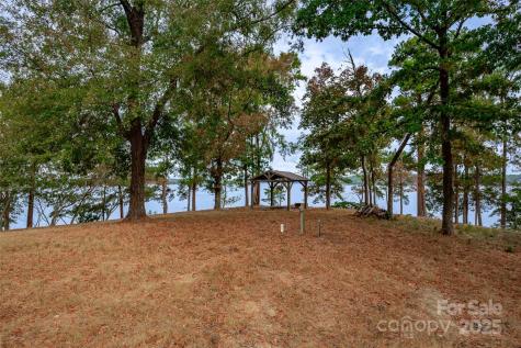 20 Hidden Circle Lane Ridgeway SC 29130