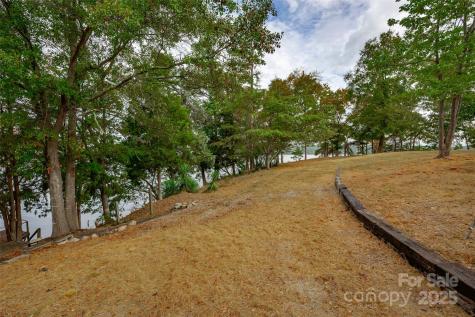 20 Hidden Circle Lane Ridgeway SC 29130