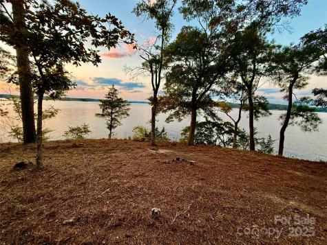 20 Hidden Circle Lane Ridgeway SC 29130