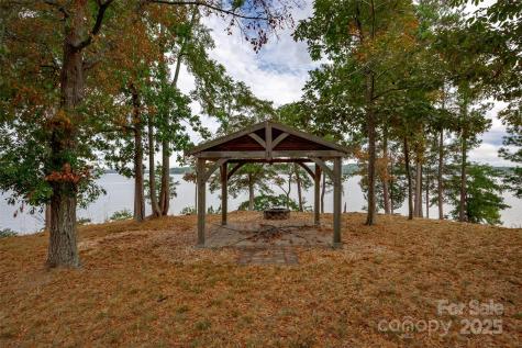 20 Hidden Circle Lane Ridgeway SC 29130