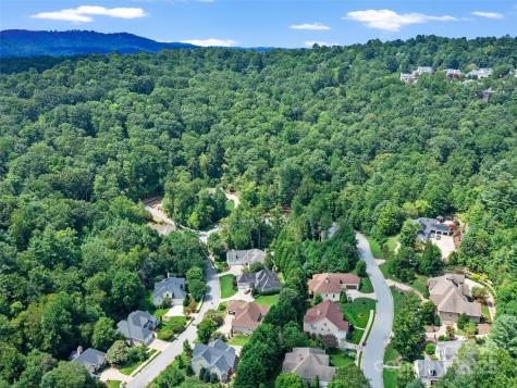 99999 Mistletoe Trail Hendersonville NC 28791