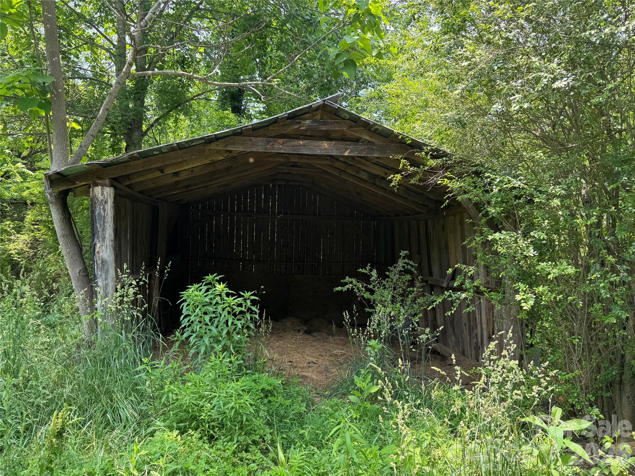 187 Hodges Creek Road Old Fort NC 28762