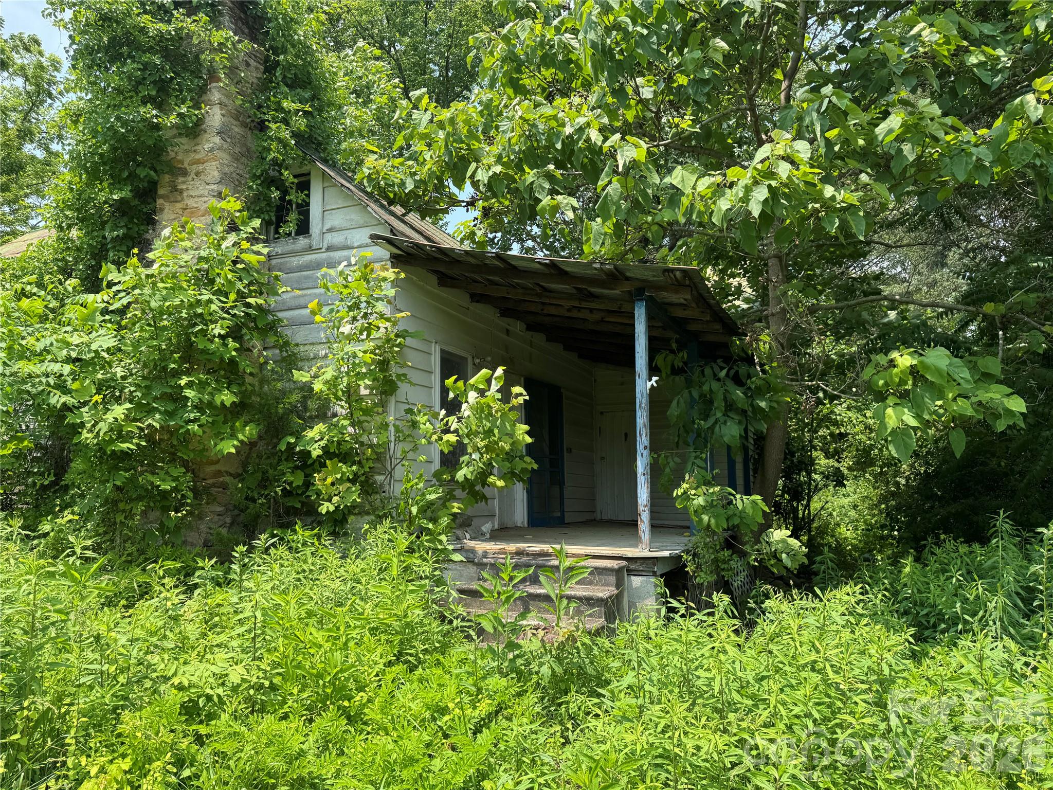187 Hodges Creek Road Old Fort NC 28762
