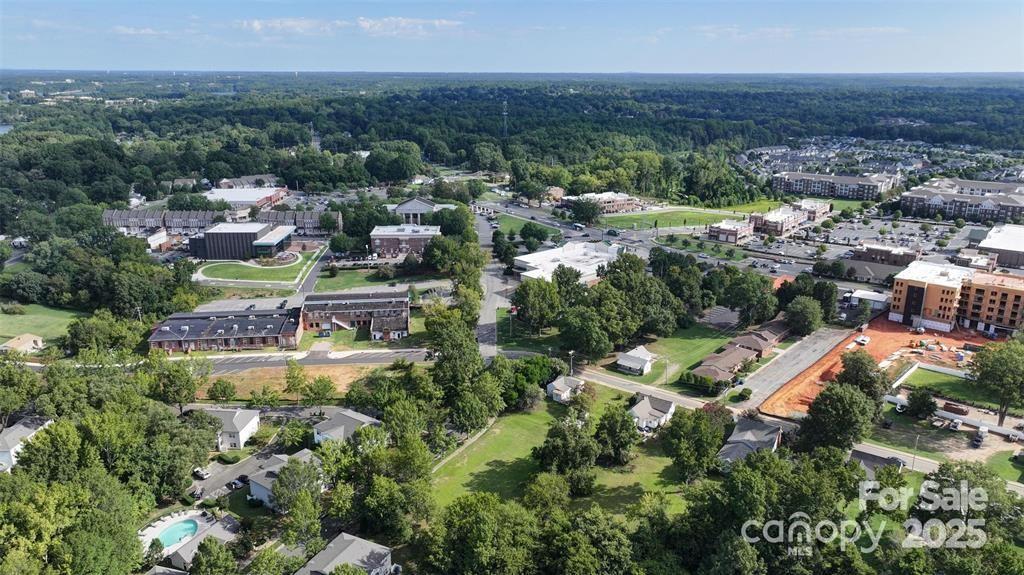 19623 Oak Street Cornelius NC 28031