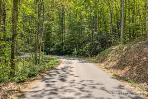 263 Mockingbird Road Swannanoa NC 28778