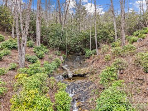 580 N Robinson Creek Road Glenville NC 28736