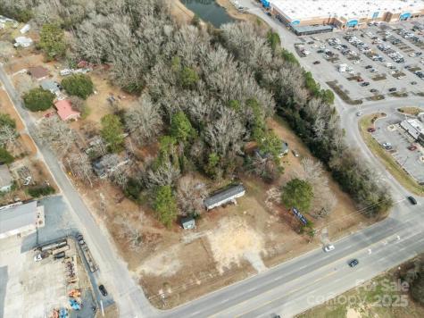 1048 Chesterfield Highway Cheraw SC 29520
