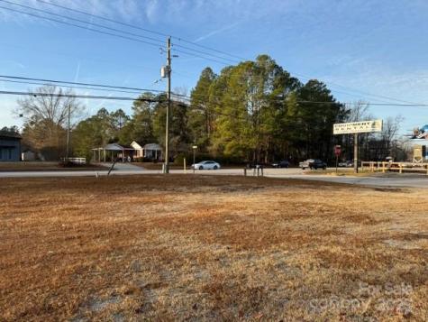 1048 Chesterfield Highway Cheraw SC 29520