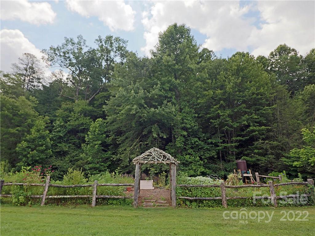 Sh11 Springhouse Trail Brevard NC 28712