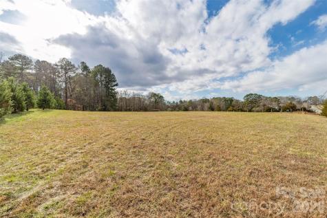 000 Whippoorwill Lane Mount Holly NC 28120