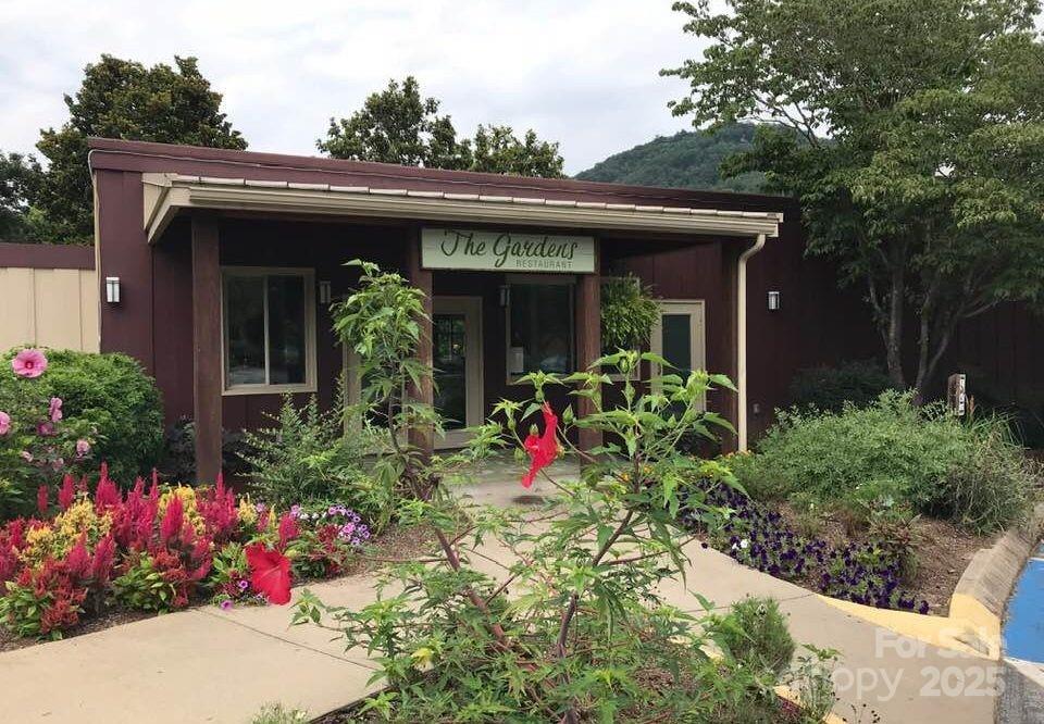 31 High Rock Ridge Lake Lure NC 28746