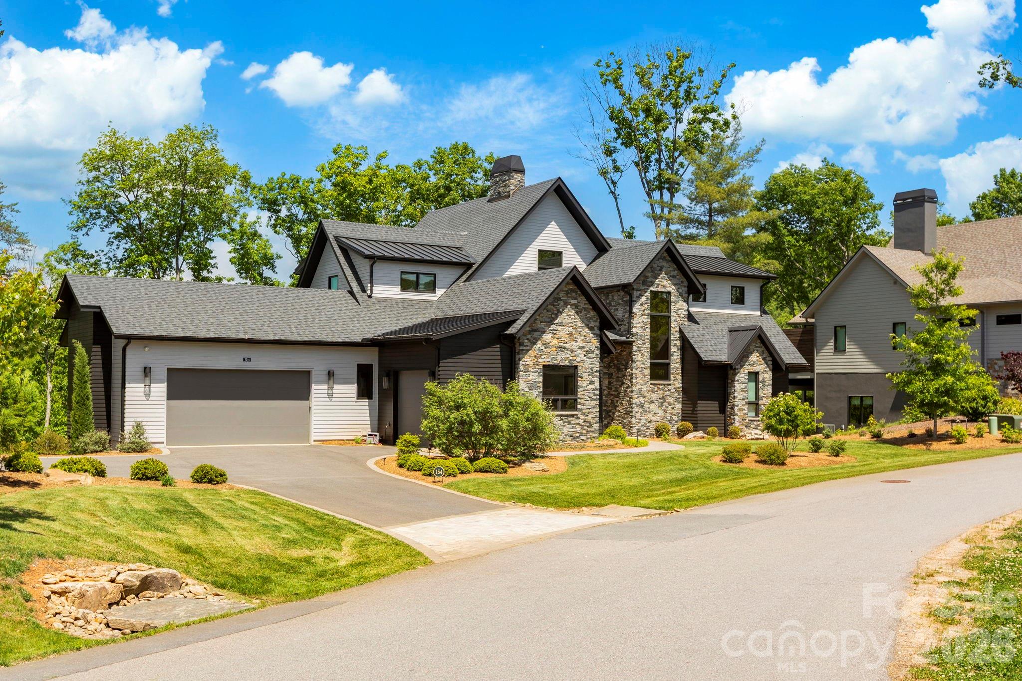 151 Riverbend Forest Drive Asheville NC 28805