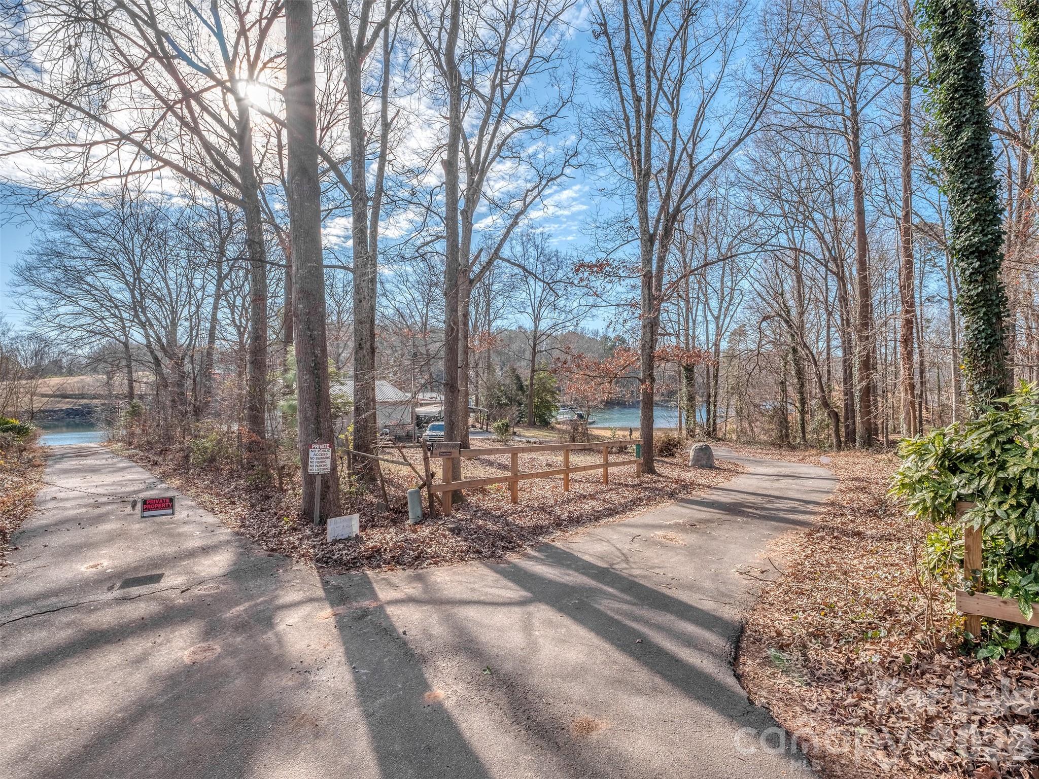 4677 Stratford Lane Denver NC 28037