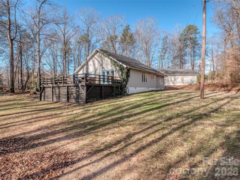4677 Stratford Lane Denver NC 28037