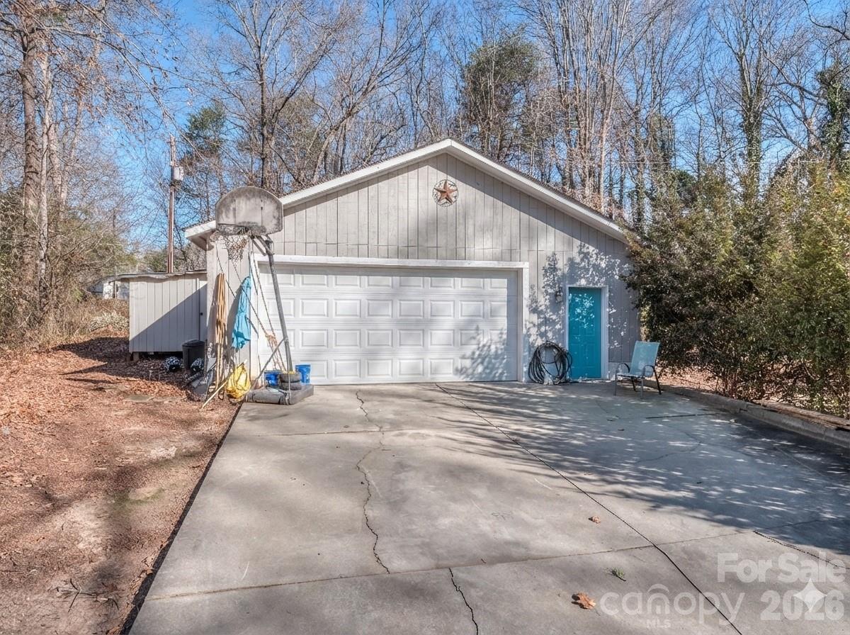 4677 Stratford Lane Denver NC 28037